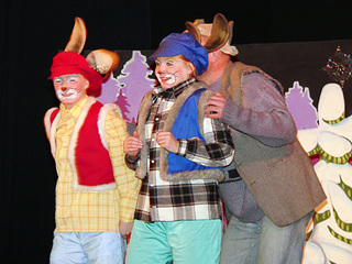 Спектакль для детей  «Весёлый маскарад»