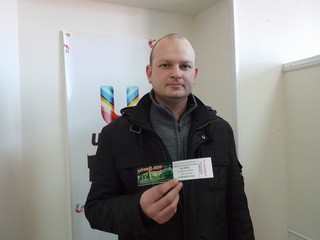 Разыгрываются пригласительные билеты для мужчин на стриптиз шоу! Завершён